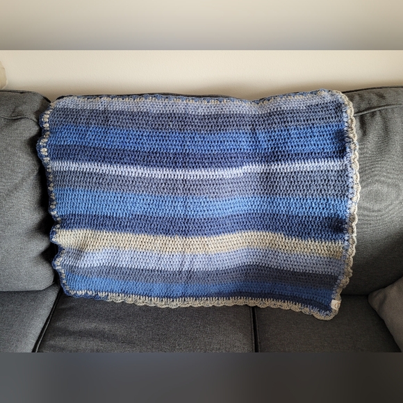 One of a kind blanket perfect for a gift for senior or new born - Picture 2 of 3